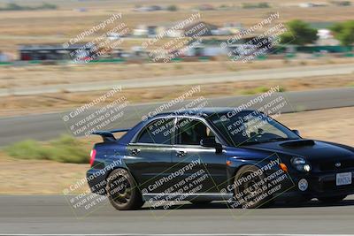 media/Oct-01-2022-Team Topak Racing (Sat) [[f860fb51be]]/2-Inter Low 2/session 1 turn 3/